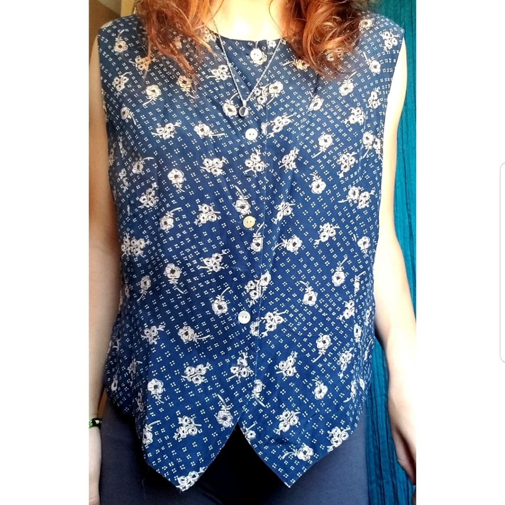 Sleeveless Top